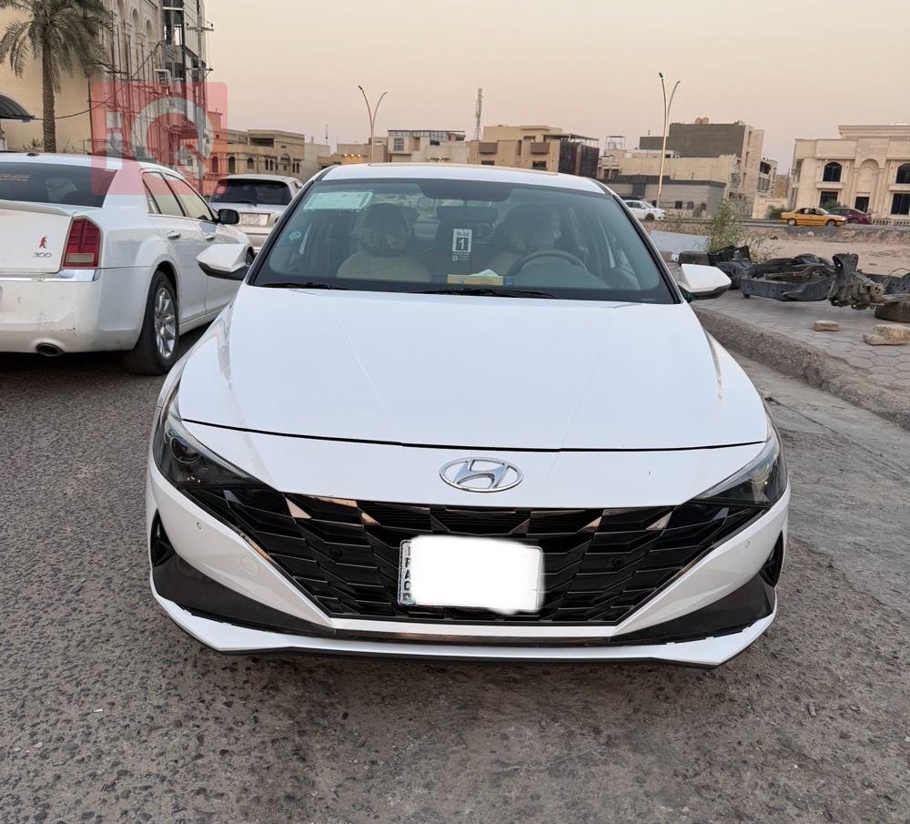 هیوندای ئەلەنترا